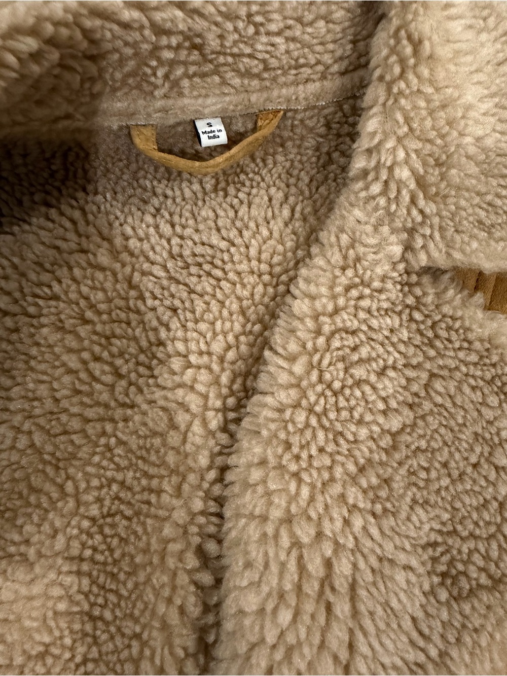 🤎 Reformation VEDA Luca Suede Shearling Coat – Parmesan Suede 🤎 - Picture 5 of 11